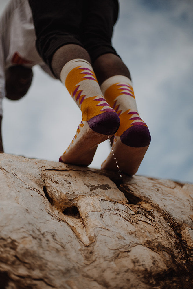 ewe_wataka_gold_african_socks